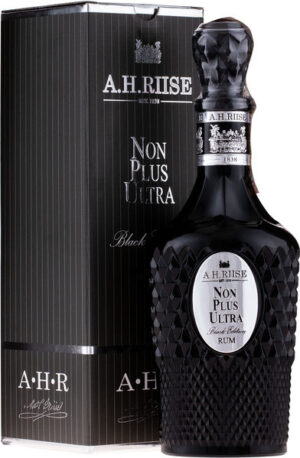 A.H. Riise Non Plus Ultra Black Edition 25y 42% 0,7 l (kartón)